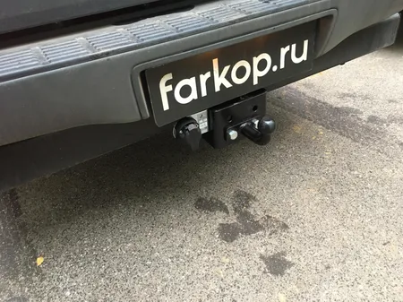 Фаркоп Лидер Плюс для Toyota Hilux 2010-2015 T114-FC в Петрозаводск
