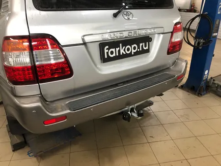 Фаркоп Galia для Toyota Land Cruiser J100 VX 1998-2008 T050A в Петрозаводск
