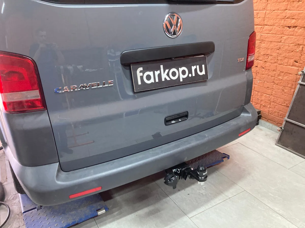 Фаркоп TowRus для Volkswagen Caravelle 2003-2015 269076 в Петрозаводск