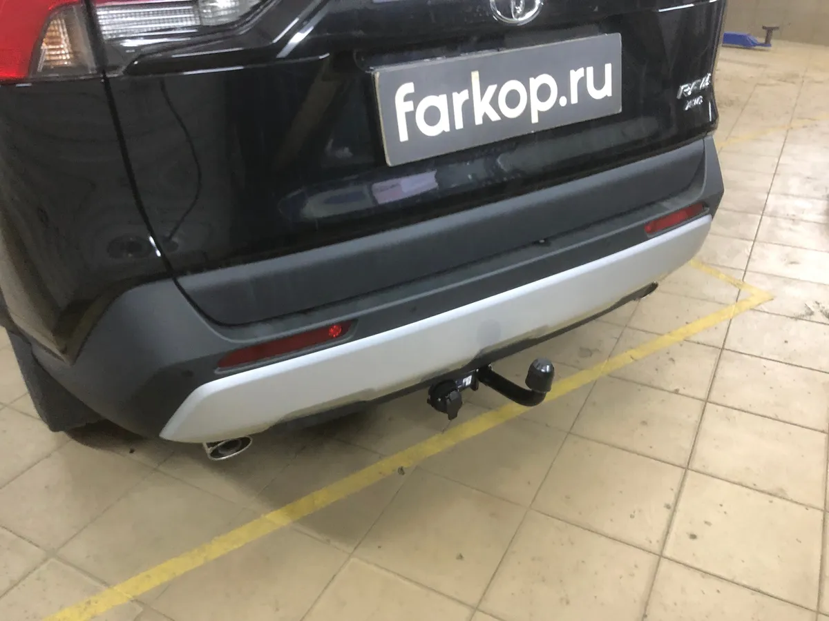 Фаркоп Berg для Toyota RAV4 2019- F.5717.001 в Петрозаводск