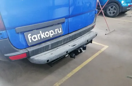 Фаркоп Steinhof для Volkswagen Crafter 2006-2016 (для а/м со ступенькой) V-033 в Петрозаводск