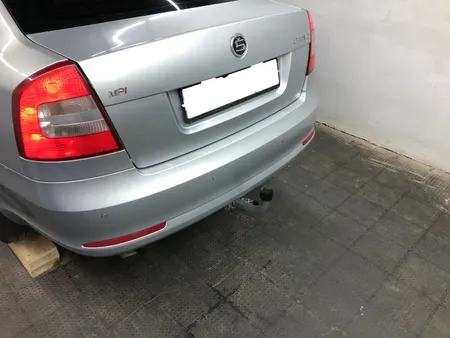 Фаркоп Galia для Skoda Octavia (лифтбек, универсал, вкл. Scout) 2005-2013 S086C в Петрозаводск