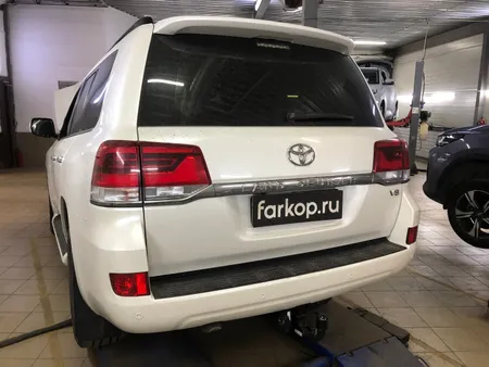 Фаркоп Steinhof для Toyota Land Cruiser J200 2008- T-172 в Петрозаводск