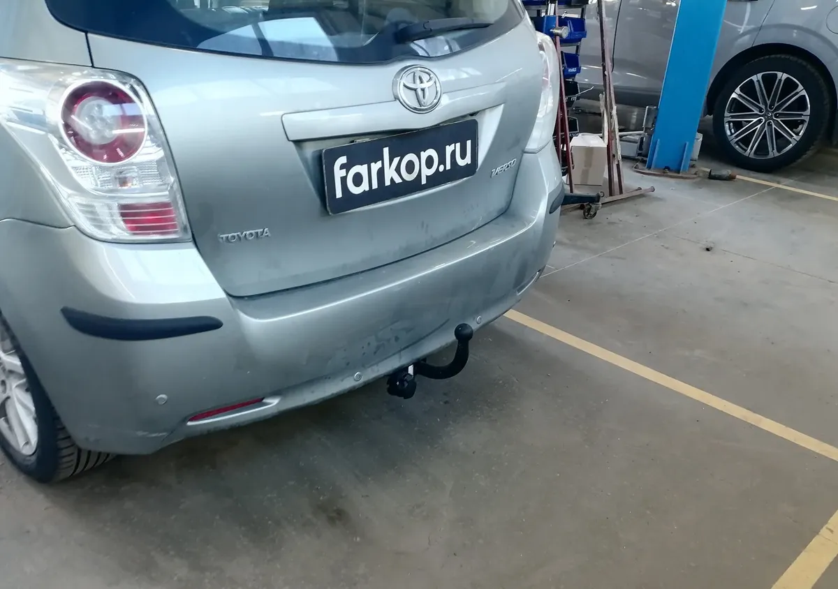 Фаркоп Steinhof для Toyota Verso 2009-2012 Арт. T-210 T-210 в Петрозаводск