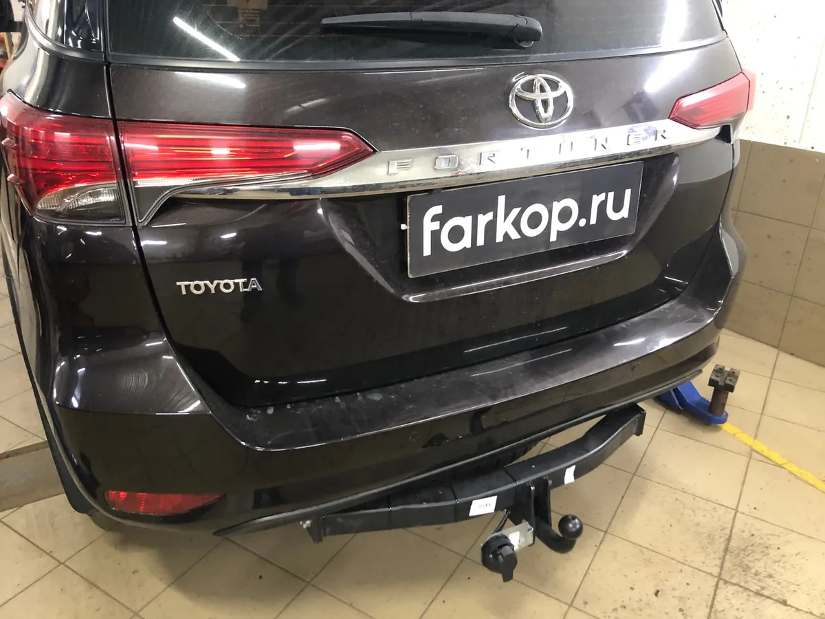 Фаркоп Трейлер для Toyota Fortuner 2017- Арт. 7870 7870 в Петрозаводск