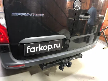 Фаркоп Steinhof для Mercedes Sprinter 2018- (без ступеньки, одинарн. колёса, база 3665/4325 mm) Арт. M-181 в Петрозаводск