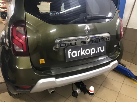 Фаркоп Трейлер для Renault Duster 2015-2021 9042 в Петрозаводск